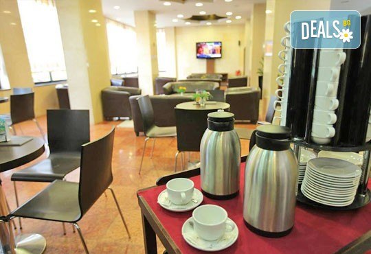 Великден на брега на Охридското езеро: 2 или 3  нощувки със закуски и вечери в хотел Sileks 4*, със собствен транспорт! - Снимка 10